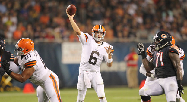 Brian Hoyer será titular por la lesión de Weeden