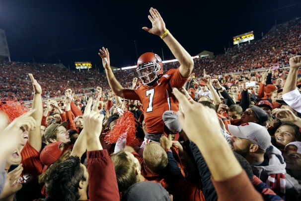 Stanford cae ante Utah, Texas gana Río Rojo