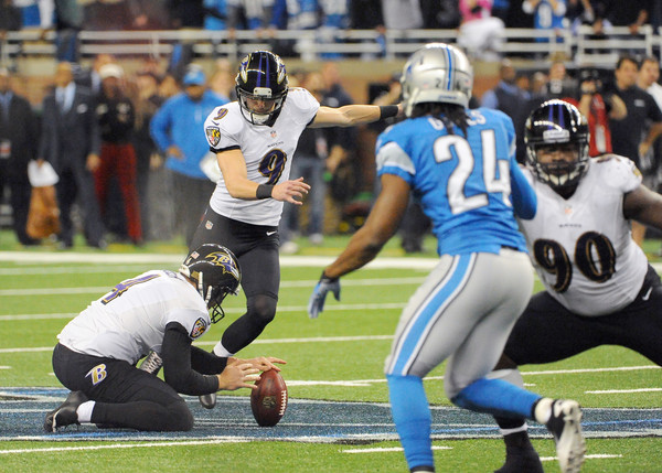 Justin Tucker patea el field goal de la victoria (AP)