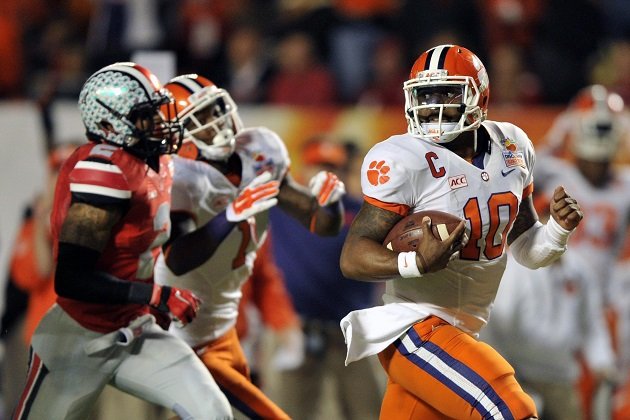 Clemson se hace grande