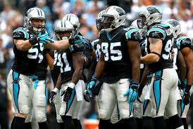 El Front 7 de los Carolina Panthers aterroriza a los ataques rivales