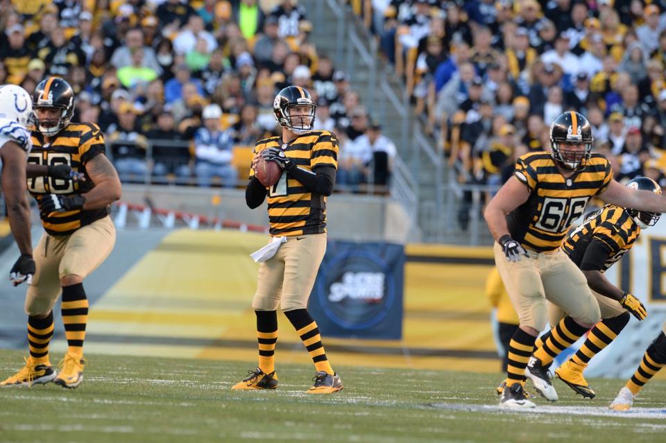 MVP Ataque. Ben Roethlisberger. En el mejor momento de su carrera y, tras la lesión de Pouncey, así como las sanciones de Bell y Bryant en los primeros partidos, se antoja fundamental que el mejor Roethlisberger sostenga a un equipo que contará este año con un calendario infernal.