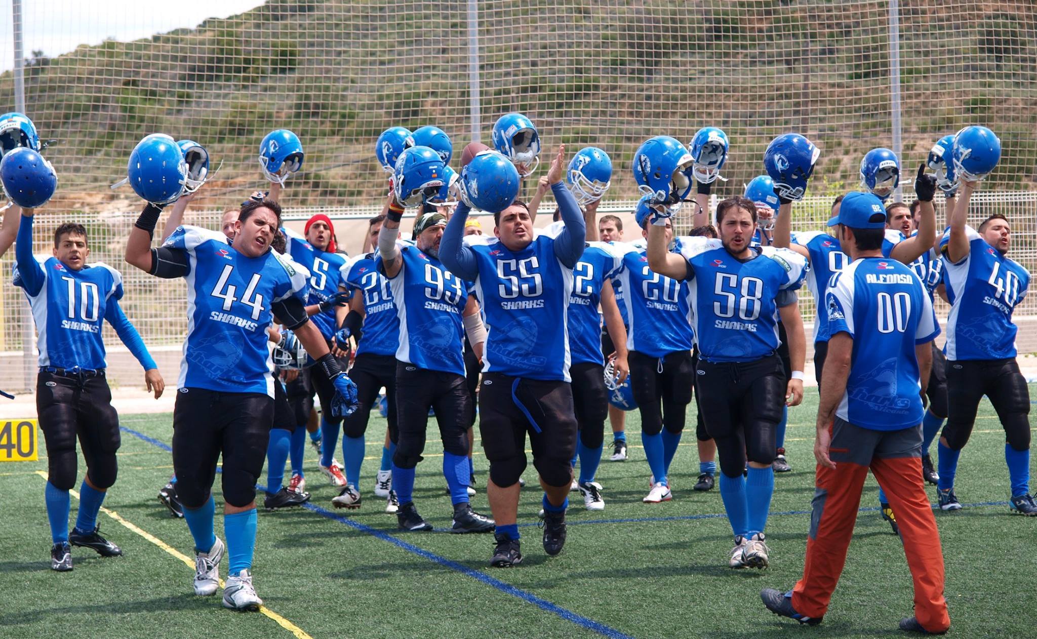 Los alicantinos buscarán culminar su gran temporada con el título (Sharks/FB)