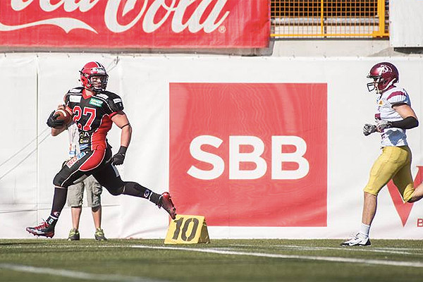 Carlstad Crusaders arrasan en la IFAF Champions League