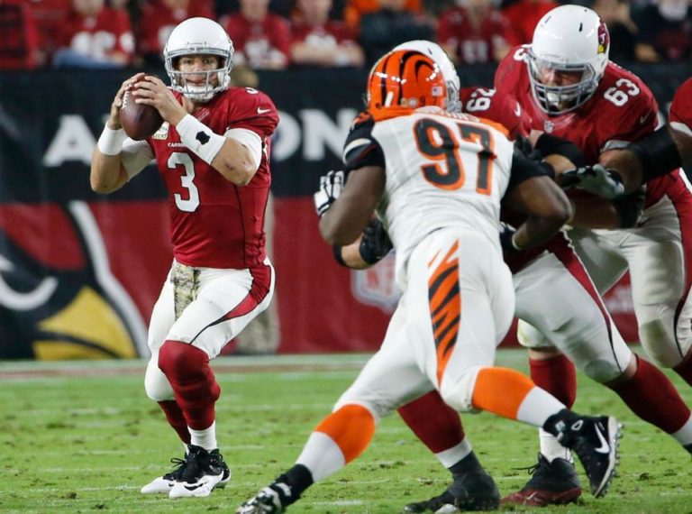 Arizona frena a Cincinnati en la noche de Carson Palmer