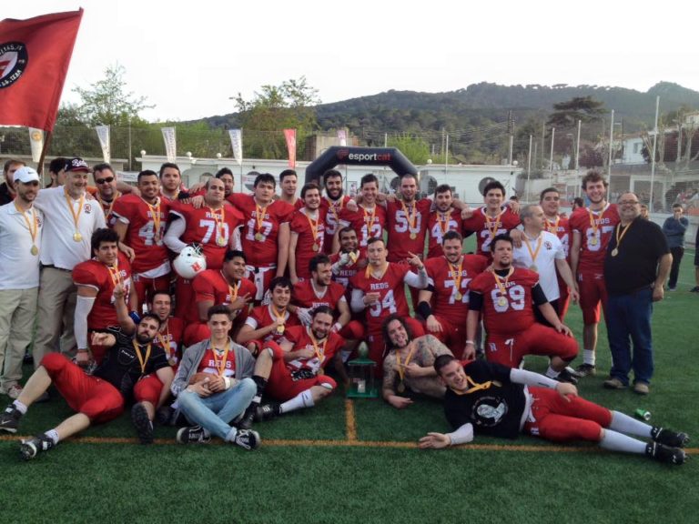 Los Reds campeones de la XXVIII LLiga Catalana de fútbol americano