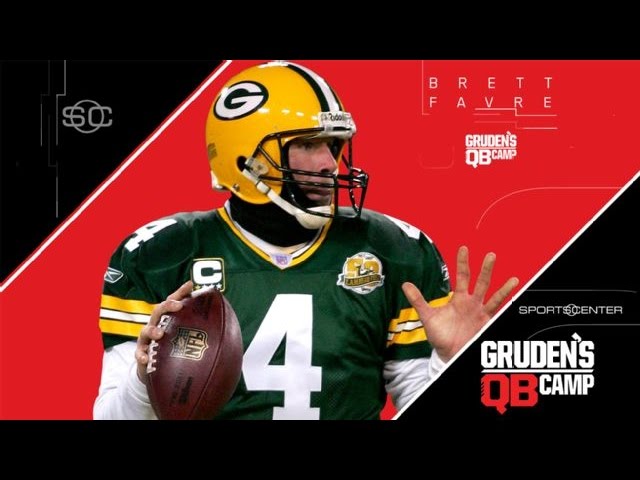 Brett Favre se pasa por el QB camp de Jon Gruden