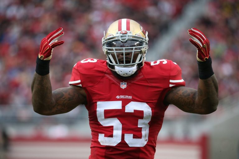 Cuatro años de extensión para NaVorro Bowman en los 49ers