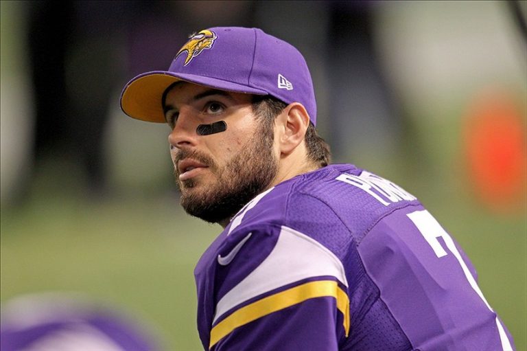 Los 49ers ponen a Lewis en la IR y firman a Christian Ponder