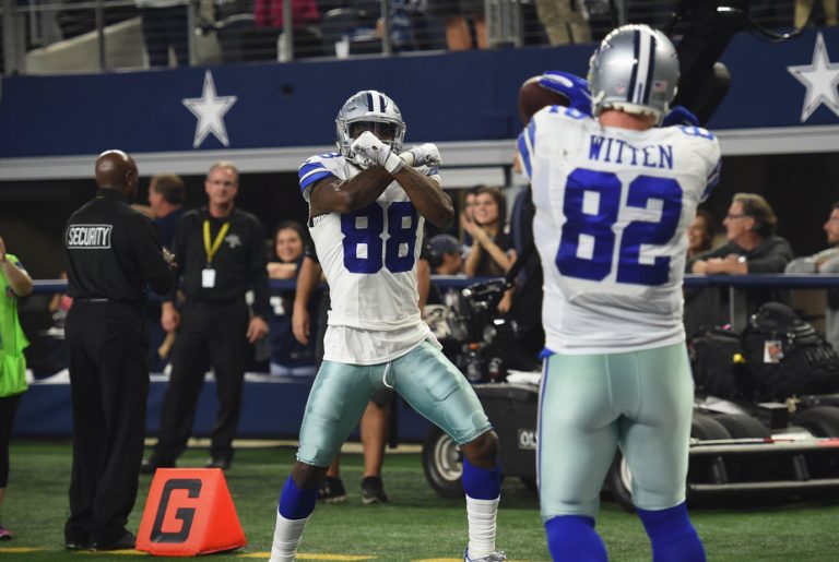 Dallas complica la vida de los Lions con un gran partido de su tripleta estelar