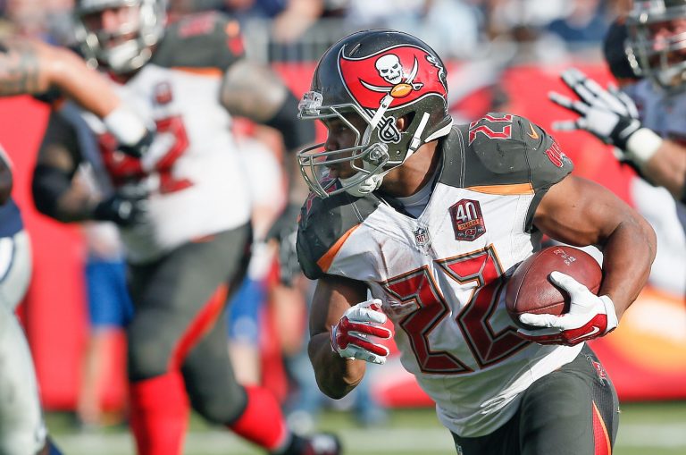 El RB de los Buccaneers Doug Martin suspendido por dopaje