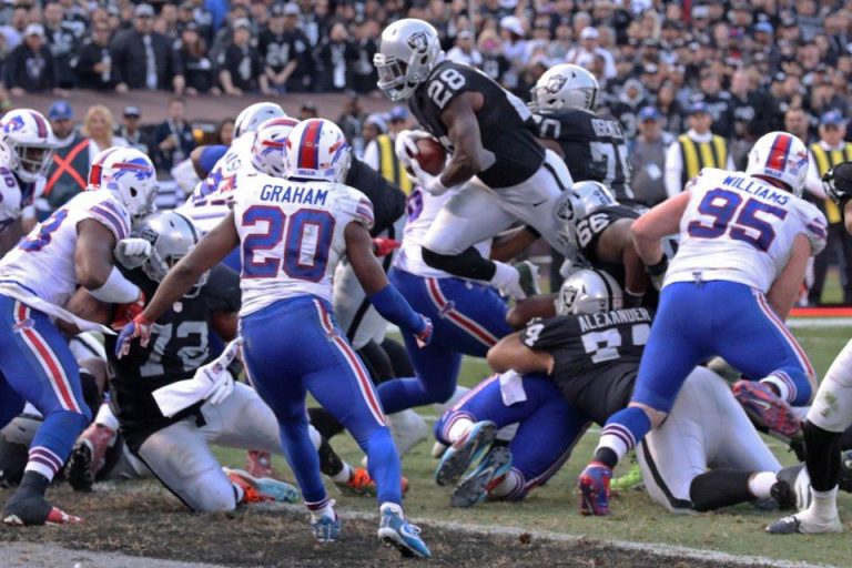 Los Raiders remontan a Buffalo, Seattle aplasta a los Panthers