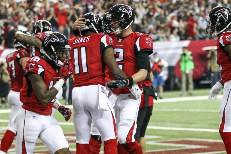 El ataque de los Falcons demasiado para los Seahawks