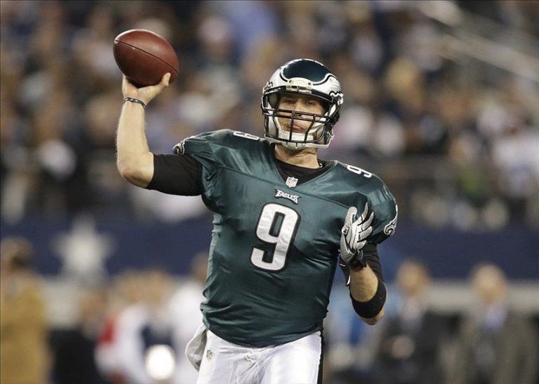 El QB Nick Foles regresa a Philadelphia