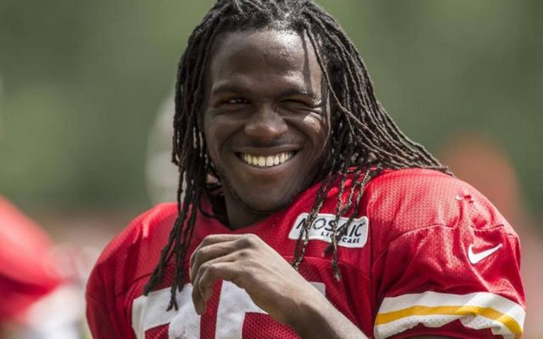 Jamaal Charles nuevo jugador de los Denver Broncos