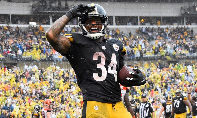 DeAngelo Williams deslumbra en el wrestling