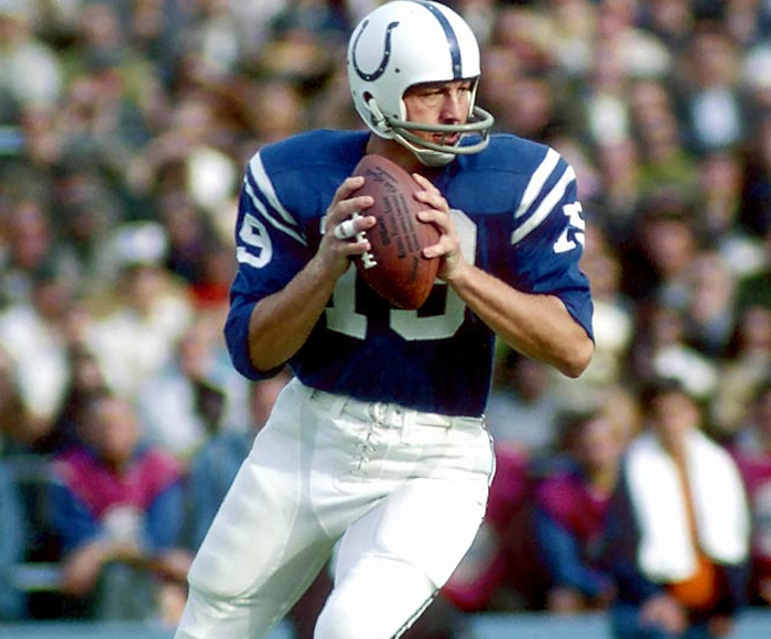 Johnny Unitas, en el huddle con Dios